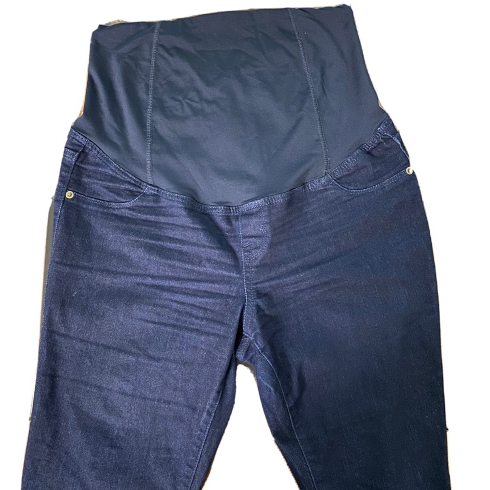 Isabel by Ingrid & Isabel Maternity denim Jeggings size 8R/29